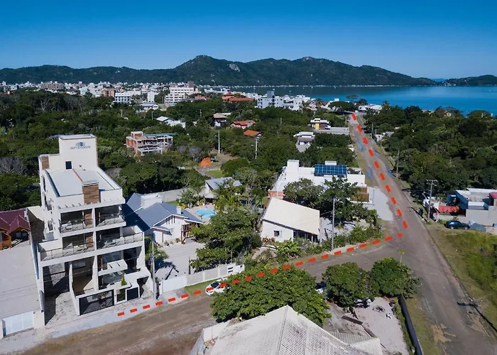 Surpreendente Apto, 290 Metros Da Praia! Bombinhas